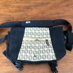 Nike messenger bag